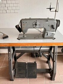Jednoihlovku šijací stroj priemyselný