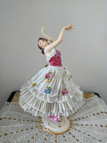 Veľká starožitná porcelánová tanečnica - 1