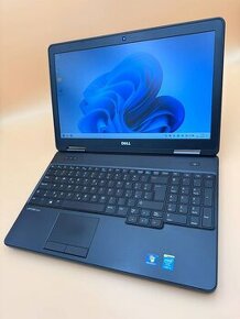 Notebook 15,6" Dell.Intel i5-4200U 2x1,60GHz.16gb ram.256gb