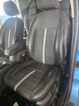 Predám sedačky interier z ford kuga 2010