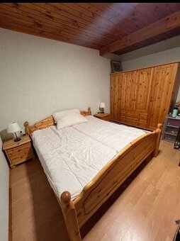 Krásna spálňa z masívu