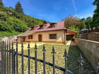 4i rodinný dom (chalupa) v obci Hodruša-Hámre (Žarnovica)
