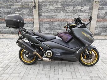 T-MAX 560 Tech Max