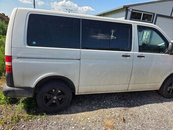 Predám Volkswagen T5 2.5tdi r.v 2007