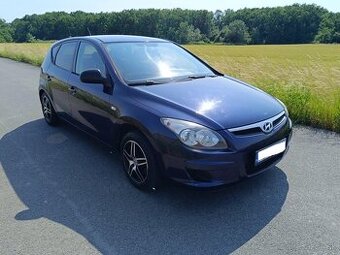 Hyundai I30, 1.4 benzín, r.2010, dobrý stav