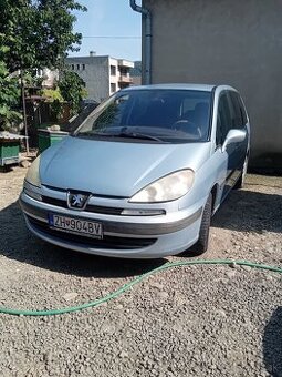 Peugeot 807