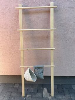 IKEA VILTO dreveny stojan na uteraky