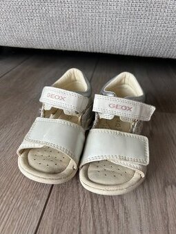 Detske sandalky znacky Geox č.24