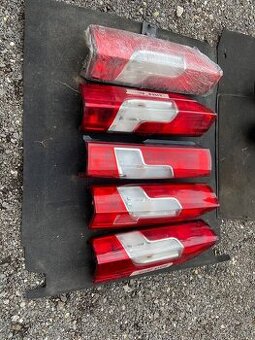 Predám zadne svetlomety na Fiat.