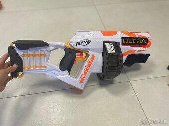 Nerf zbrane, jednotlivo alebo spolu
