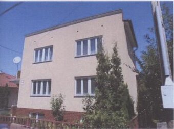 Dražba spoluvlast. podielu RD - Považská Bystrica - 1