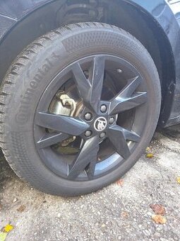 Predam Škoda originál 205/55/r17 zimné