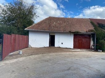 na predaj dom / garáž