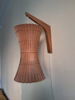 Nastenna lampa drevena retro vintage