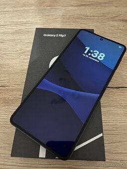 Samsung galaxy z flip 7 jet black