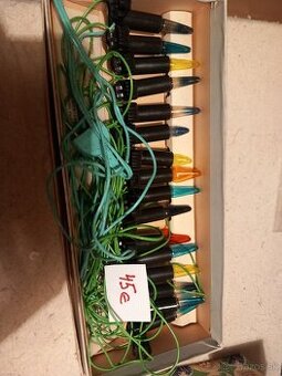 Retro vianočné svetla a ozdoby