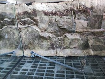 Akvárium+rozsiahle príslušenstvo