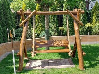 Drevená záhradná hojdačka. Dub.