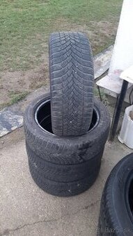 205/55r17 93V   Bridgestone zimne