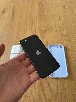 iPhone SE 2020 64 gb Black v záruke + prisleusntvo