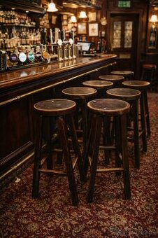 Staré barové masívne stoličky 8ks