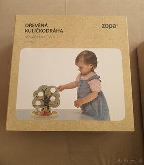 Drevená guličková dráha