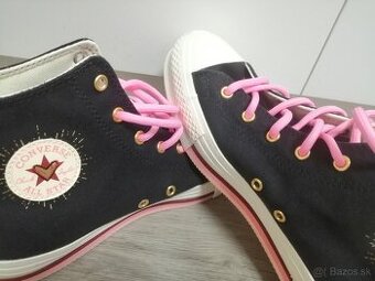 Converse čierne