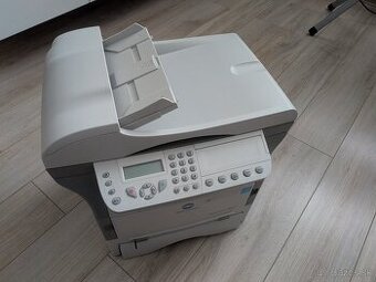 Konica Minolta 1600F