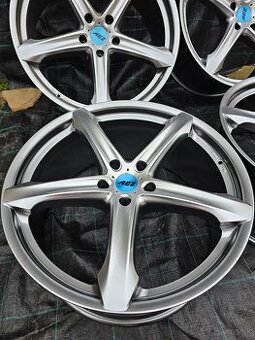 Hliníkové disky AEZ Yacht R22 5x127