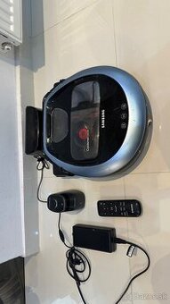 Predam par krát použitýroboticky Vysavac.Samsung VR7000 VR10