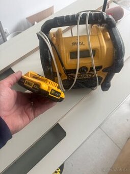Radio Dewalt