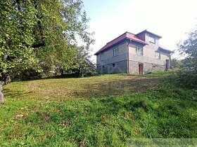Dom s veľkým pozemkom v Národnom parku Poloniny - Zboj - 1