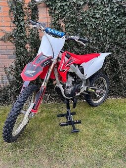 Predám hondu crf250r  po go