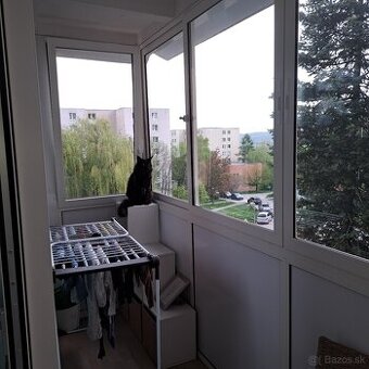 Hliníkové zasklenie balkóna