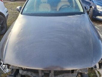 Predám prednú kapotu na VW passat b6