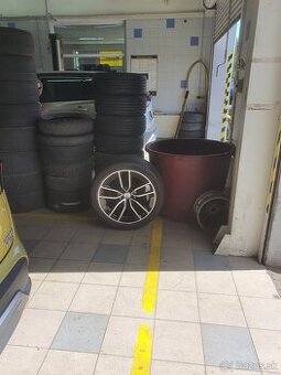 Mercedes 22 kolesa GLE nové
