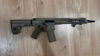 AR-15