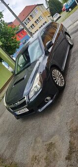Predám subaru legaci