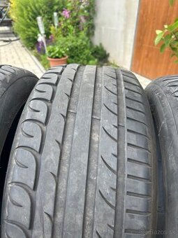 235/45 r17