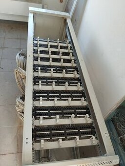 Rack - skriňa 2m