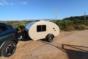 Mini obytny príves / karavan - teardrop trailer