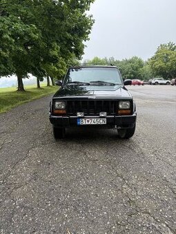 Jeep Cherokee XJ 4.0 1999 LIMITED - predam/ vymením