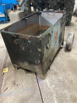 Hydraulická nádrž