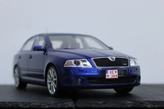 Škoda Octavia II RS - 1:18