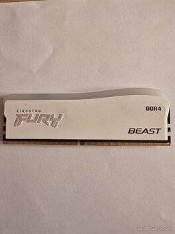 ​🚀 Predám: RAM Kingston FURY Beast 16GB DDR4 - 1