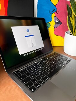 MacBook Pro M1 – 8GB RAM / 256GB – TOP STAV, komplet balenie