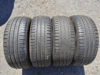 Letné pneu 205/55 R16 Falken