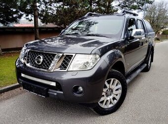 NISSAN NAVARA 3.0DCI DOUBLECAB, HARDTOP, 4X4, A/T