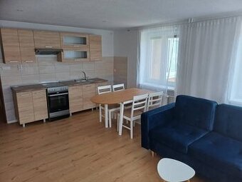 4-izbový tehlový byt Handlová. - 1