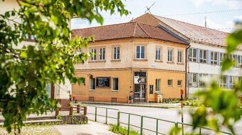 Komerčná budova Nitrianske Pravno - 1